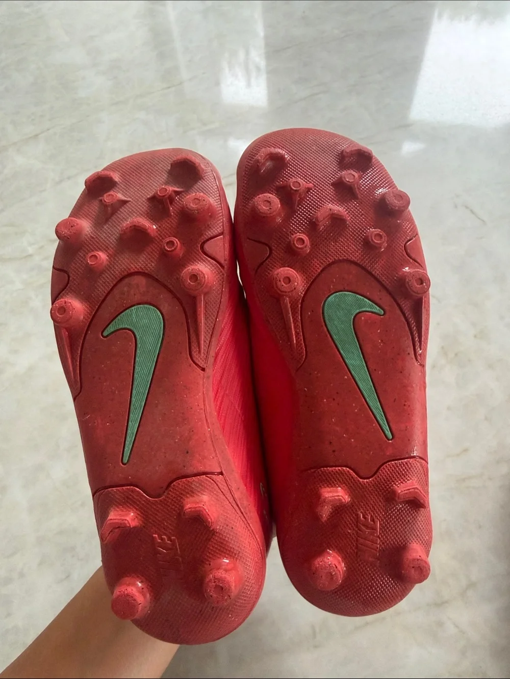 Nike Jr Mercurial Vapor 16 Club Cleat - Flamingo 13C